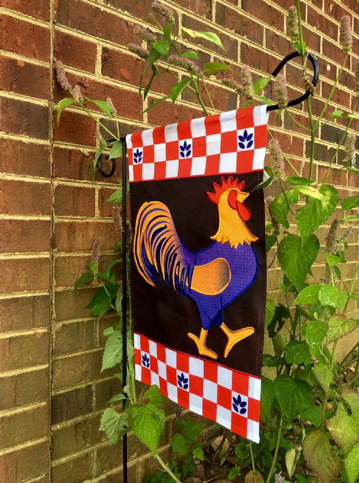 ROOSTER FLAG, CHICKEN FLAG, A GARDEN FLAG SALE BY BALD EAGLE FLAG STORE FREDERICKSBURG VA USA 540-374-3480 PHOTOGRAPH BY BALDEAGLEINDUSTRIES.COM