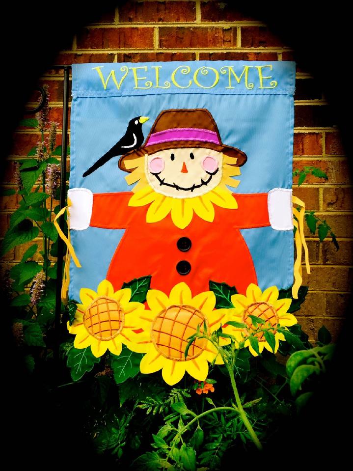 SCARECROW FLAG FALL GARDEN FLAG BY BALD EAGLE FLAG STORE serving Fredericksburg, Richmond, Hampton, Newport News, Norfolk, Va Beach, Arlington, Alexandria, Fairfax, Springfield, Woodbridge, Quantico, Stafford, 540-374-3480 BALDEAGLEINDUSTRIES.COM